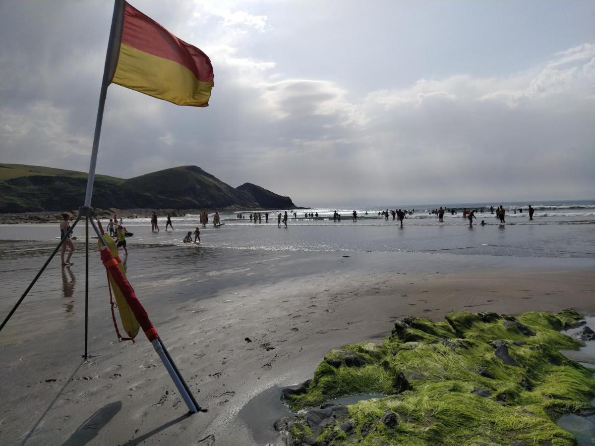 Lower Tresmorn Farmhouse Crackington Haven Εξωτερικό φωτογραφία