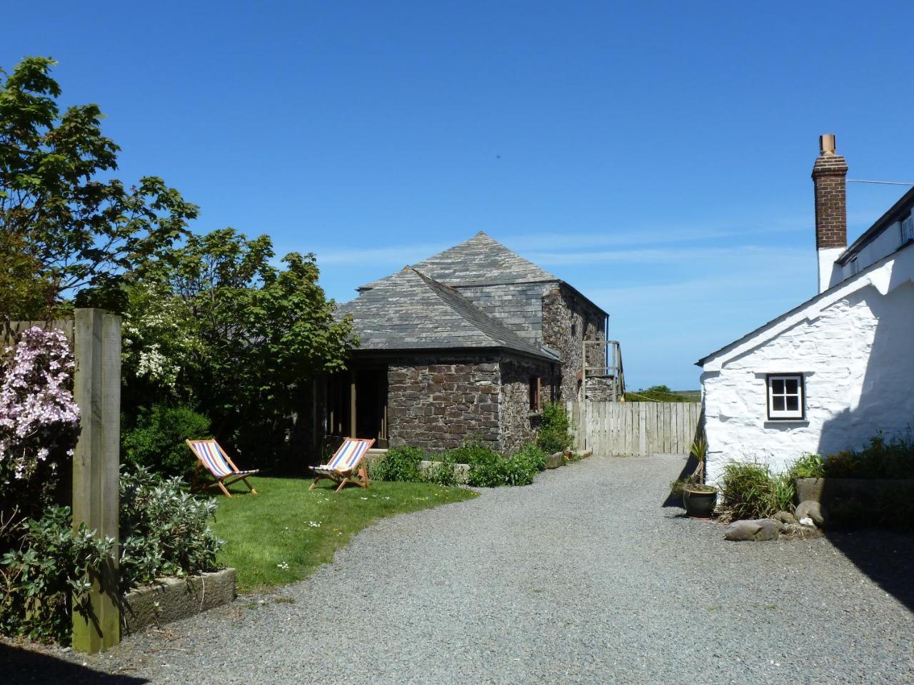 Lower Tresmorn Farmhouse Crackington Haven Εξωτερικό φωτογραφία